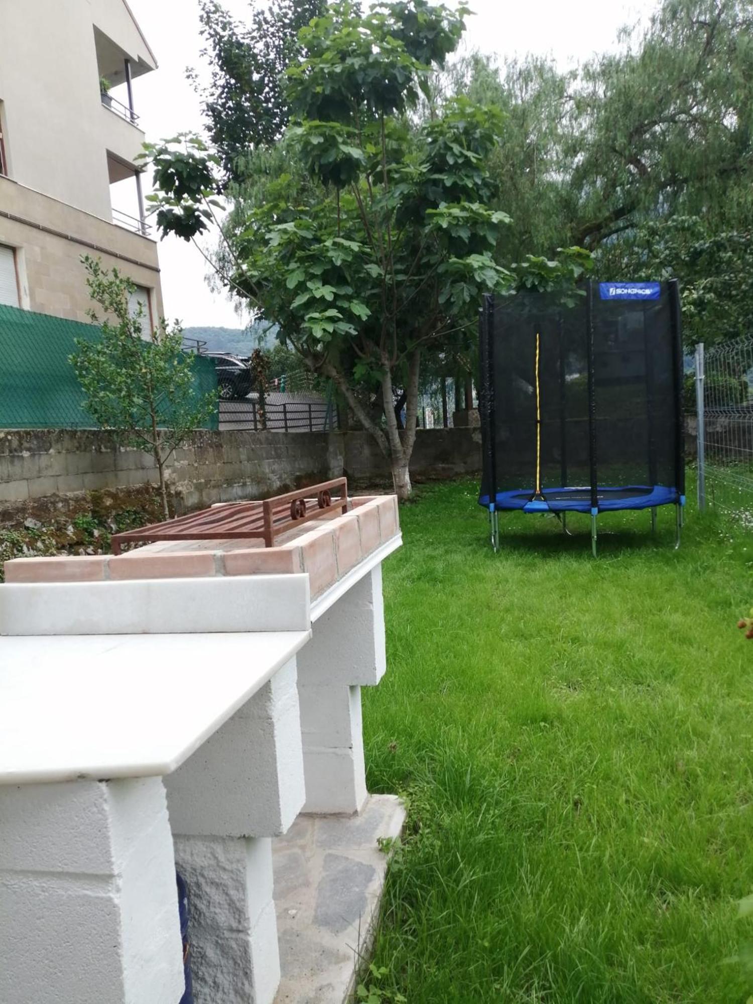 Vegalmar Apartment Limpias Ngoại thất bức ảnh